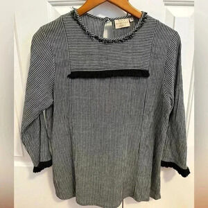 RUNGOLEE Fringe Blouse with 3/4 Sleeve size Small